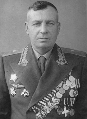 генерал-майор М.И.Горлаченко